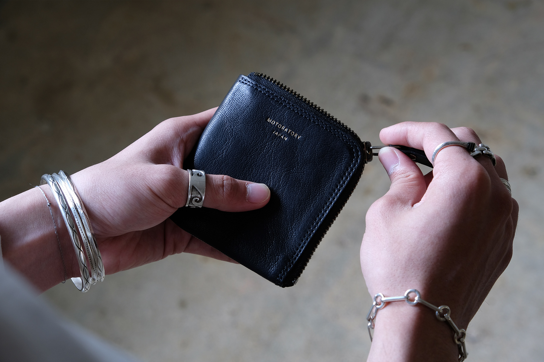 MOTORATORY｜モトラトリー Mini Wallet - Silver and GoldSilver and Gold