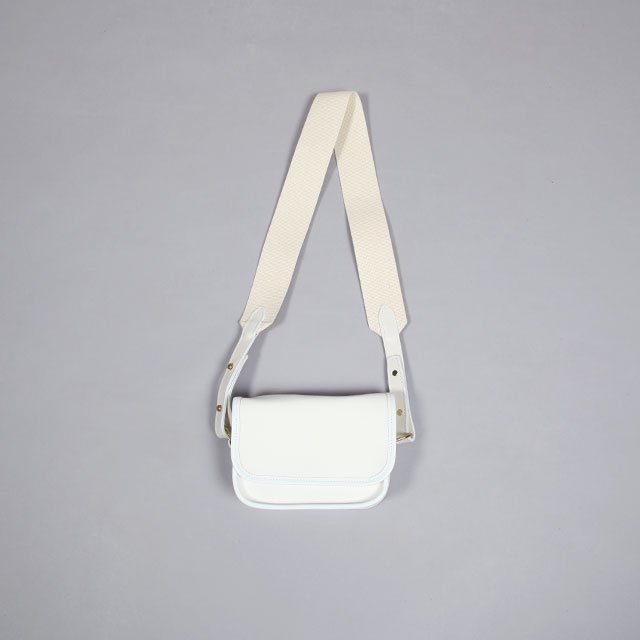 AURALEE made by Brady EDEN - SHOULDER BAG SMALL [S22BP02BR]Silver 