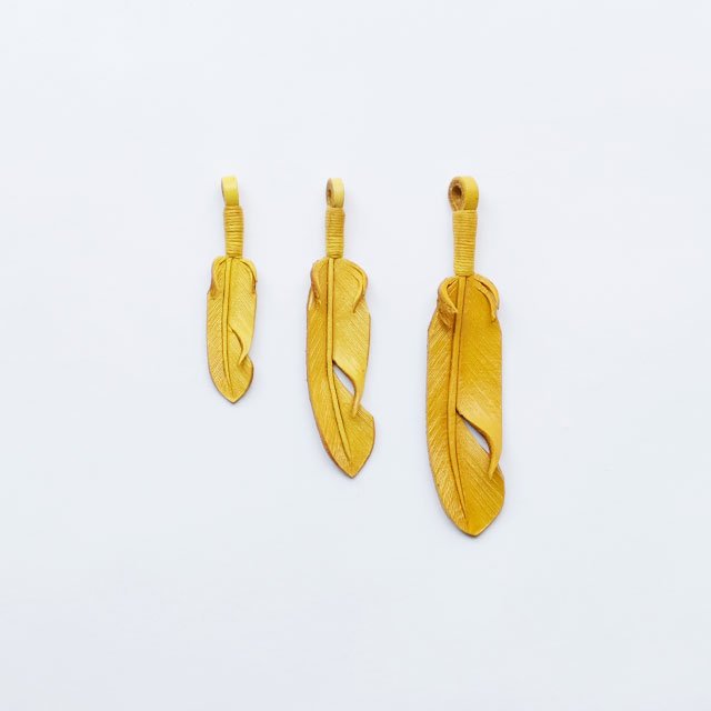 Rooster King & co.【予約販売】Carving Feather Charm