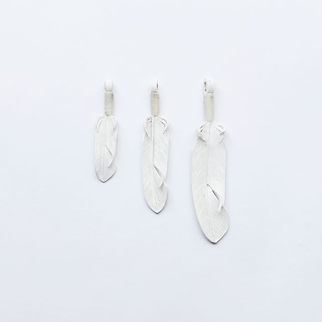 Rooster King & co.  【予約販売】Carving Feather Charm