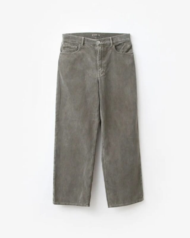 AURALEE PIGMENT DYED FINX CORDUROY WIDE 5P PANTS OLIVE BROWN [A25AP02FC]