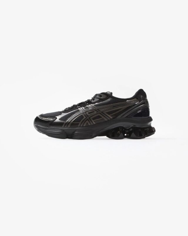 ASICS GEL-KINETIC FLUENT BLACK/GRAPHITE GREY [1203A591.003]