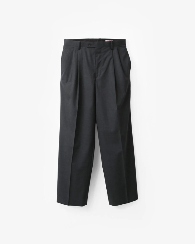 AURALEE ULTRA FINE TROPICAL WOOL TWO-TUCK SLACKS [A26SP02MT]