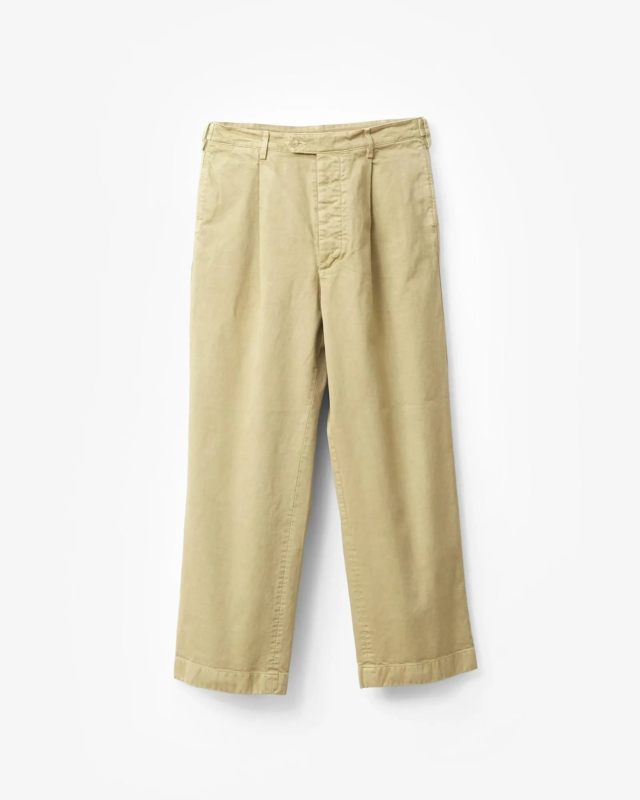 AURALEE GARMENT-DYED FINX CHINO ONE-TUCK WIDE PANTS [A26AP01CP]